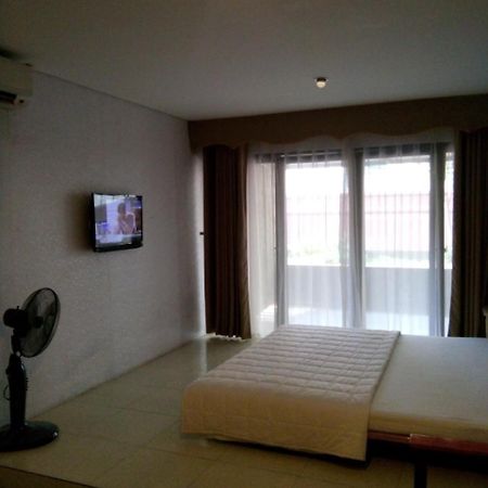 Khach San Thuong Mai Hotell Yen Thinh Exteriör bild