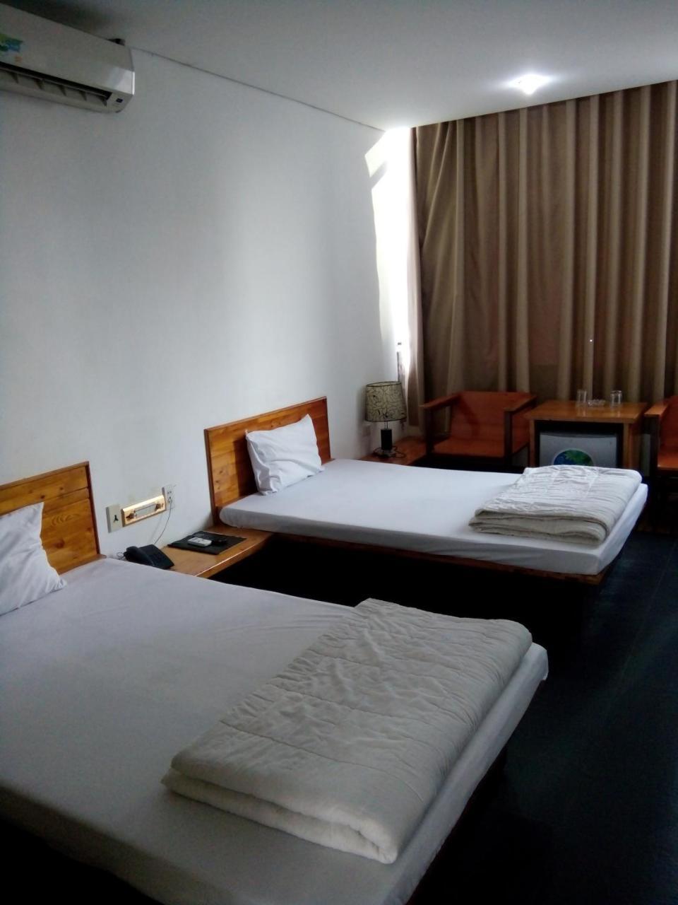Khach San Thuong Mai Hotell Yen Thinh Exteriör bild