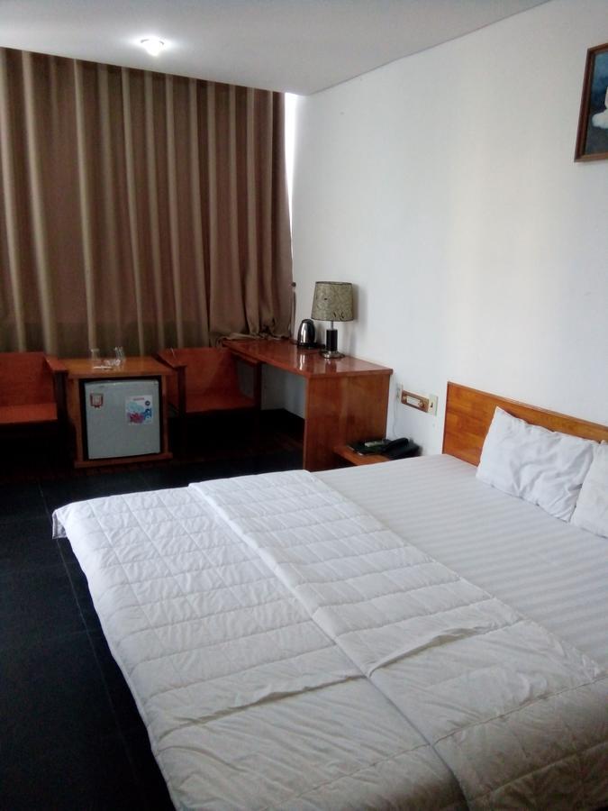 Khach San Thuong Mai Hotell Yen Thinh Exteriör bild